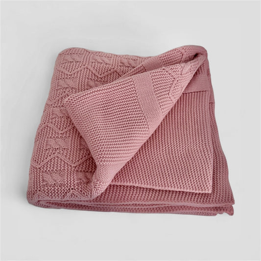 Manta rosa empolvado